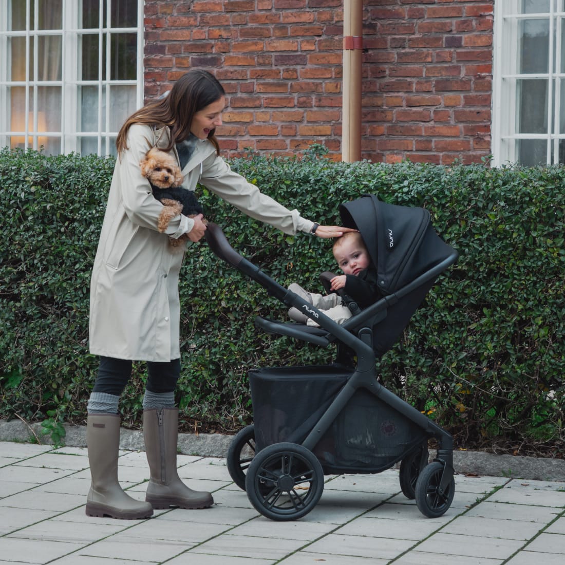 Nuna DEMI icon Stroller + PIPA RX Infant Car Seat Travel System - Caviar