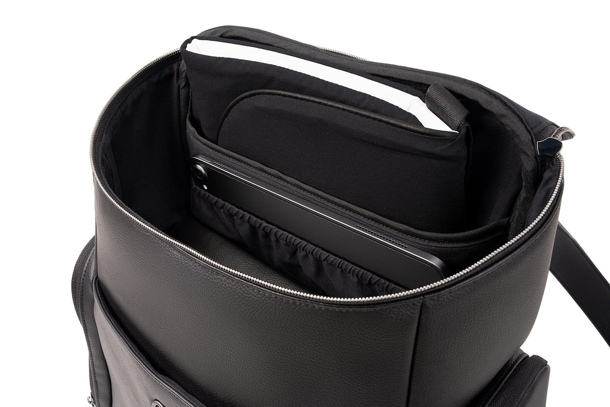 Nuna Essential Diaper Backpack - Caviar