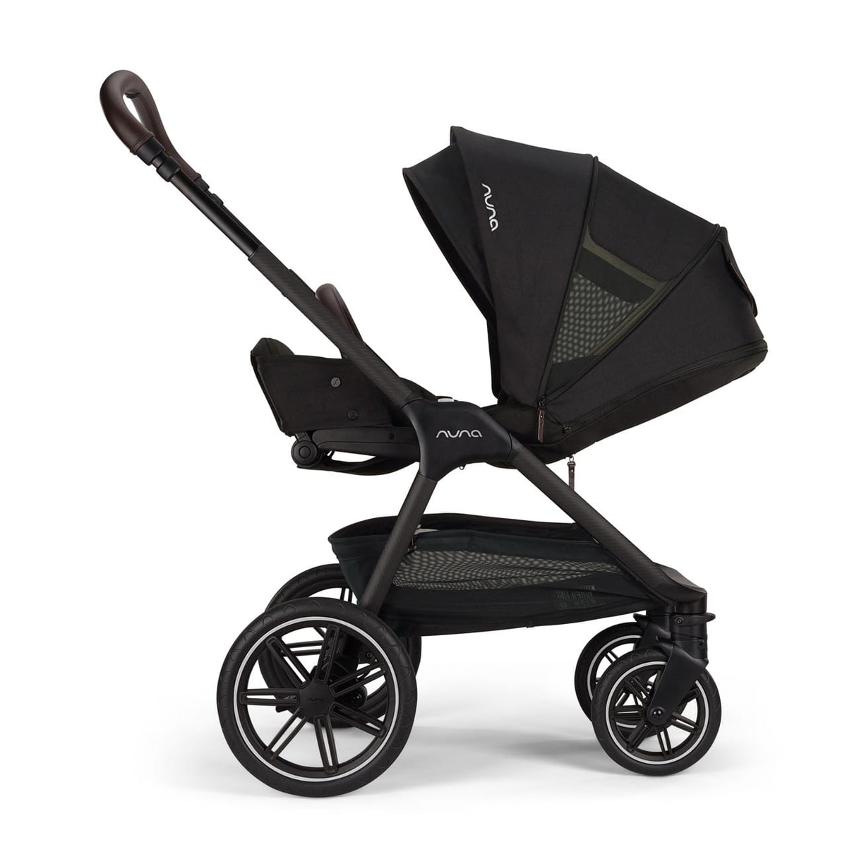 Nuna TRIV lx Compact Stroller - Caviar