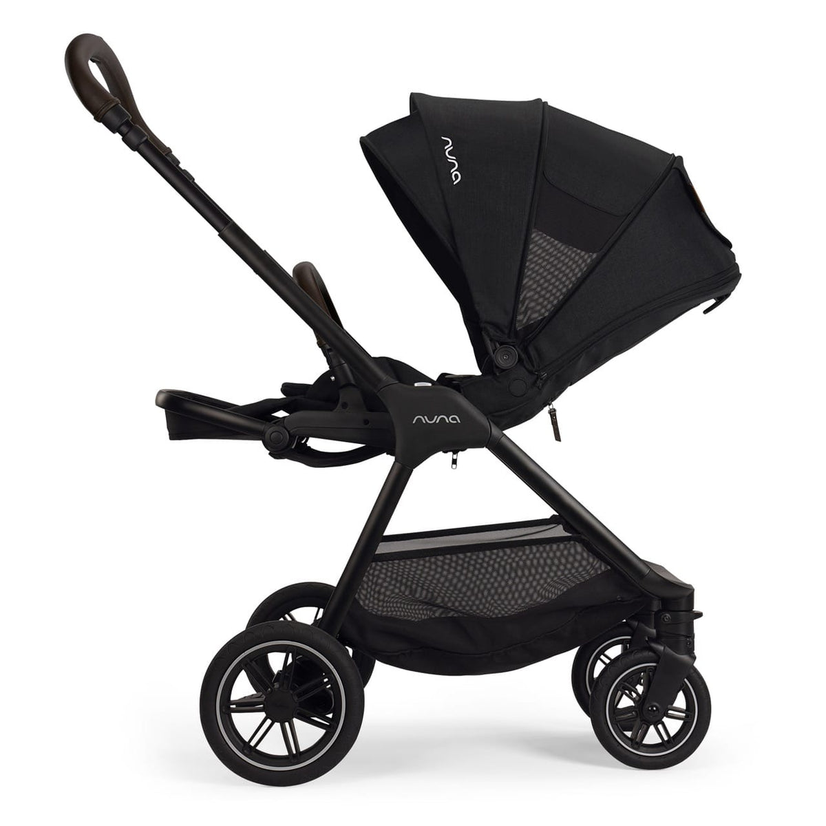 Nuna TRIV next Compact Stroller - Caviar / Chocolate